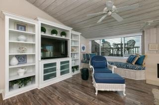 A Wave From It All - SUR42 - Solana Beach - 2