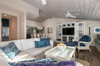 A Wave From It All - SUR42 - Solana Beach - 1