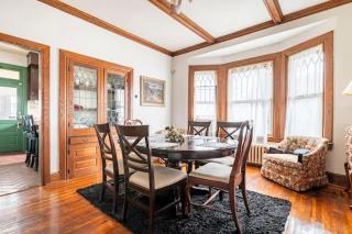 Cozy Cape Cod Bungalow King Queen WD Full Kitchen Wifi Desk - York - 6