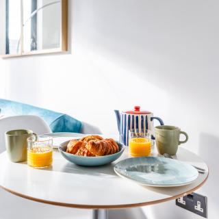 Stylish 1 Bedroom Apartment Kings Cross Ideal for 4 Guests by City Apartments UK - Londra - 6