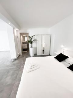 White house apt - 1