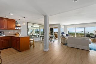 Salty Shores - SUR108 - Solana Beach - 1