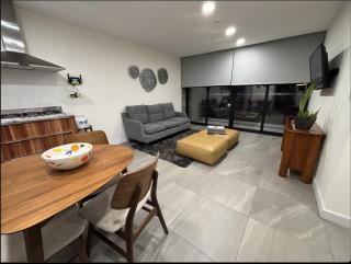 Vibrant Stay at Av Revolución - Tijuana - 3