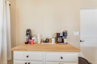 4 Mi to Historic Dtwn Venice Home with Heated Pool! - Venice - 2