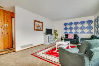 2 Mi to Dtwn St Paul Home with Private Deck and Yard! - 7