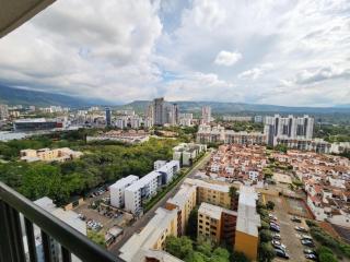 1909 Luxury Cerca Clínica Foscal & Ardila Lulle - 9