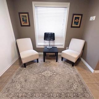 Nimo Homestay - Guelph - 4