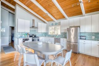 Captains Quarters - 6