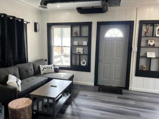 Twin Pines Lake Resort 1 - 1