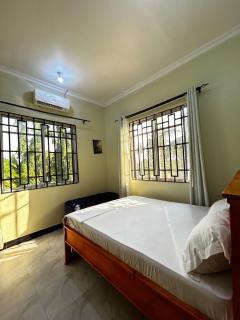 Spacious Serenity, 3 Bedroom Gem - Dar es Salaam - 2