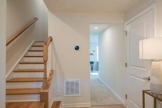 Brand-newwi-fipool-tabledt3bed - Charlotte - 3