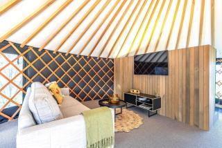Villa Obsidian including Obsidian Yurt by Waiheke Pure - 6