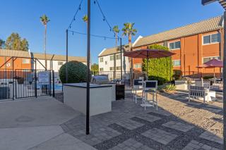 Modern 2bed Bedcentrallocatio1bathaptking Bed - Tempe - 3