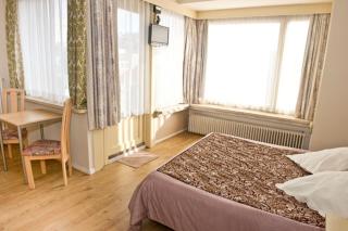Prado Next Door - Ostende - 3