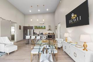 NEW Moondance Red Rock Retreat Epic Views - 1