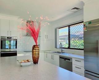 A Cosy quiet Lakeside House - Karraganbah - 6