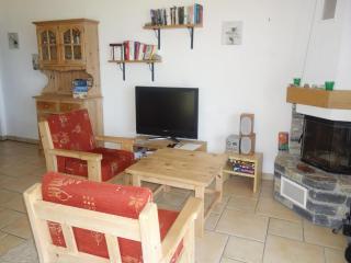 Charming Apartment With Valley View - 2