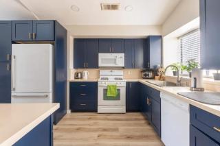 Chateau Relaxo #4- Beautiful Quiet Master Suite - Visalia - 4