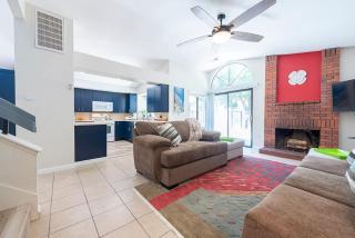 Chateau Relaxo #4- Beautiful Quiet Master Suite - Visalia - 0