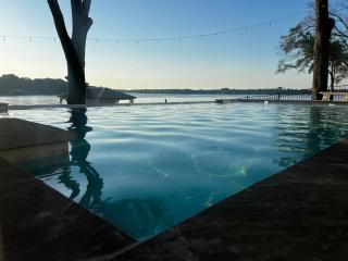 Retreat on Lake Athens - Athens - 0