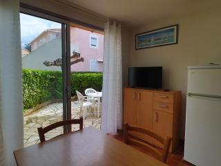 T2 cabine avec parking privé et jardin à Sète - FR-1-472-197 - 9