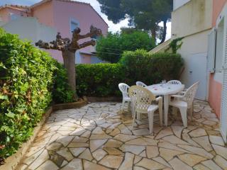 Bel appartement T2 cabine en rez-de-jardin avec parking privé à Sète - FR-1-472-197 - Sète - 3