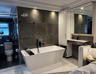 Heart of Seapoint, Luxuriöses Apartment Cape Town - 4