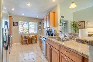 Sun City Gem in 55 and Community with Patio and Bar - Sun City - 1