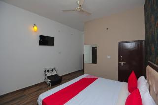 Hotel O KING PALACE - Tājganj - 1