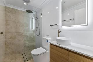 Dutchies Vista, 1 45 Christmas Bush Ave - Ground floor duplex with stunning water views and close to the beach - Nelson Bay - 2