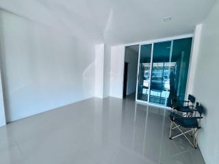 กัลยกร บ้านเช่าอาคารพาณิชย์ 2 ชั้น - - 5
