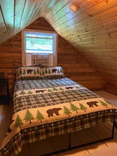 Cozy Vermont Cabin - 6