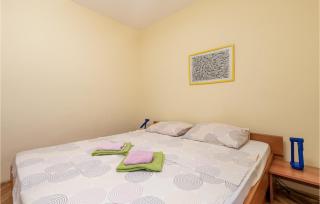 Awesome Apartment In Barbat Na Rabu - 2