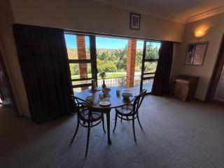 Castle Dent - exclusive guest suite - 8