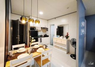 Palawan Twin-Bed Resort-Condo Homes with Balcony, FREE Pool , FREE Parking near Airport - B1 7KunziteA - 2