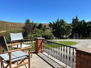 Castle Dent - exclusive guest suite - 9