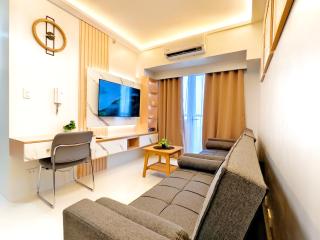 34B Taft East Gate 2 Bedroom Unit Pool, Gym, Balcony - 1