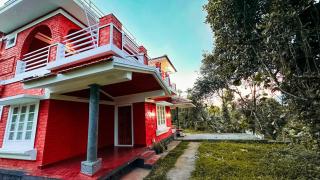 Churuli Bungalow - 1