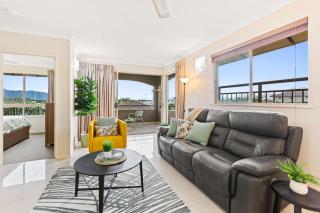 Mountain Panorama-9 Pools Gym & BBQ - Westcourt - 6