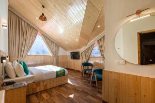 Treebo Premium Silverstone Resort With Mountain Valley View - Manāli - 2