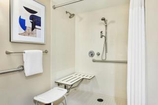 Courtyard Los Angeles Sherman Oaks - 1