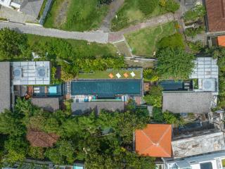 Yeh Gangga - HUGE 8BR, 21max, 3Pools, Sauna, Gym, BBQ, Rooftop! - Canggu - 3