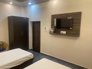 India Hotel and Restaurant - Darbhanga - 9