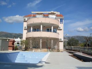 Apartments Villa Ohana - Kaštela - 9