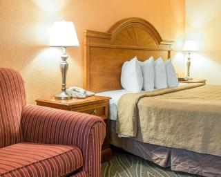 Quality Inn - Gaylord - 4