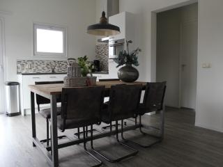 Tidy chalet with a dishwasher, on the Bemelerberg - Bemelen - 2