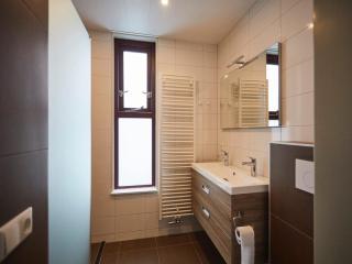 Cozy holiday home with two bathrooms, in Zeeland - 3
