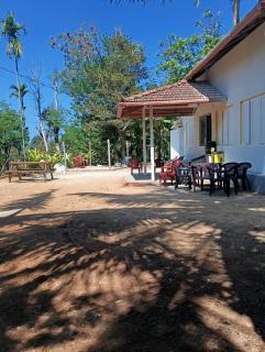 Underground Hostel By Bilwa Estate - Madikeri - 3