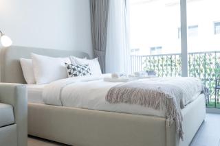 Bright & Airy Studio in JVC - 4