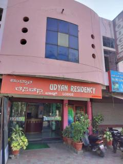 I-ROOMZ Udhyan Residency - Gulbarga - 3